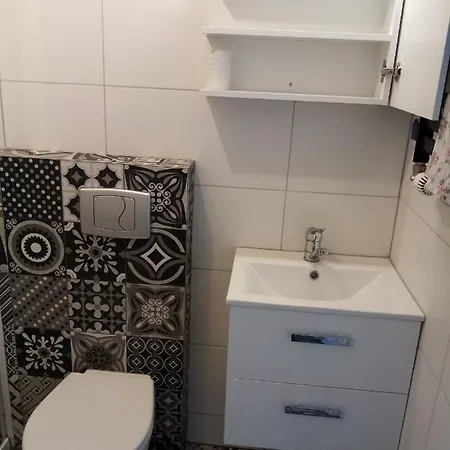 Roze Apartment
